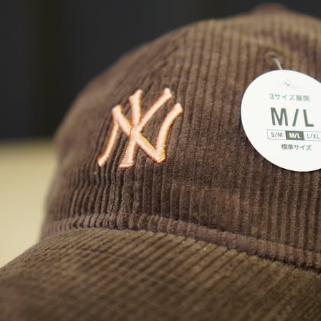 NEW ERA・ニューエラ 9TWENTY Corduroy コーデュロイ ニューヨーク・ヤンキース ダークブラウ