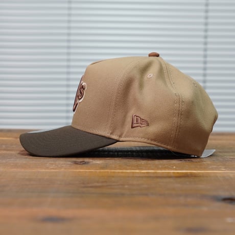 NEWERA・ニューエラ　9FORTY A-Frame Iced Latte オークランド・アスレチックス カーキ ウォルナットバイザー