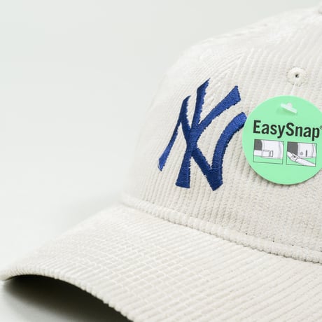 NEW ERA・ニューエラ　9TWENTY MLB Corduroy コーデュロイ ニューヨーク・ヤンキース（ライトベージュ）