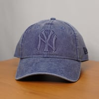 NEW ERA・ニューエラ 9TWENTY Emboss Logo ニューヨーク・ヤンキース ネイビー