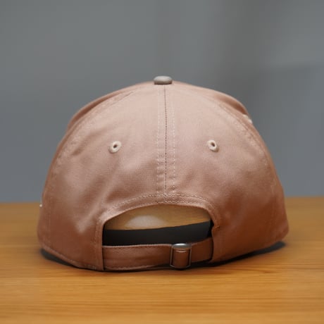 NEW ERA・ニューエラ 9FORTY A-Frame Mocha Mousse ニューヨーク・ヤンキース タイムレストープ/アッシュブラウン