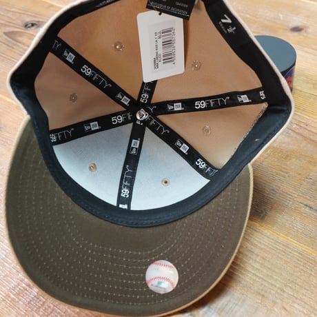 NEWERA・ニューエラ　59FIFTY Iced Latte ロサンゼルス・ドジャース キャメル カーキバイザー