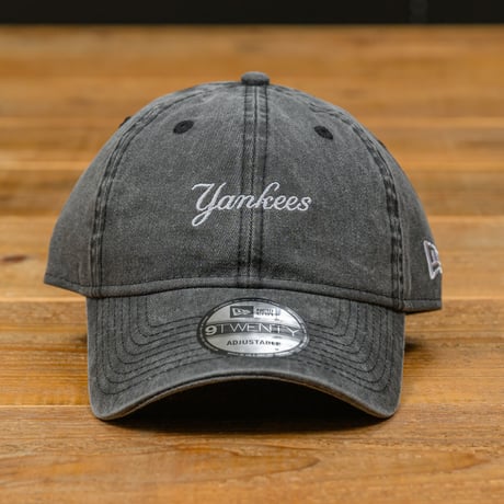 NEW ERA・ニューエラ　9TWENTY Acid Wash ニューヨーク・ヤンキース（ブラック）