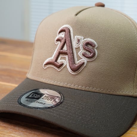 NEWERA・ニューエラ　9FORTY A-Frame Iced Latte オークランド・アスレチックス カーキ ウォルナットバイザー