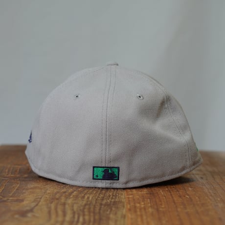 NEW ERA・ニューエラ　LP 59FIFTY MLB Color Variation アトランタ・ブレーブス グレー