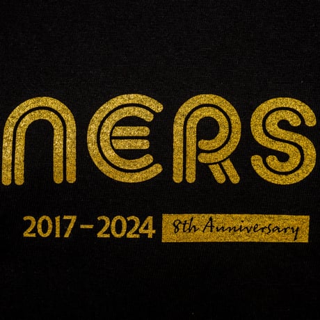 GUNNERS「2017-2024」記念Tシャツ（ブラック・ホワイト）