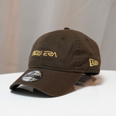 NEW ERA・ニューエラ 9TWENTY HAJIME SORAYAMA NEロゴ メタリック ウォルナット ゴールド