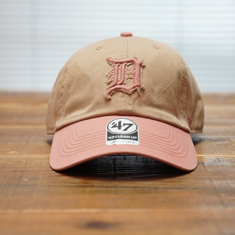 デトロイト・タイガース　Canyon Caravan '47 CLEAN UP　[フォーティーセブン]  Khaki × Sedona Pink/カーキ系　ヴィンテージ加工