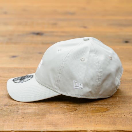 NEW ERA・ニューエラ　9THIRTY リップストップキャップ （ホワイト）
