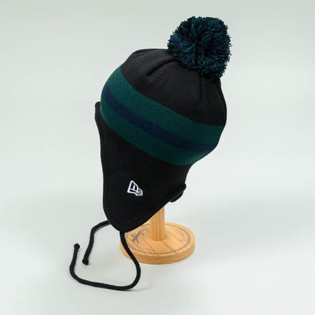 NEWERA・ニューエラ　   ポンポンニット イヤーフラップ Ear Flap ブラック × ブリティッシュグリーン