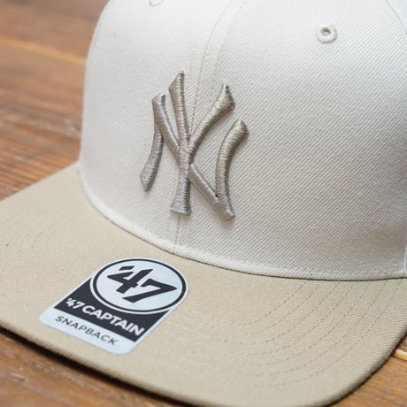 ニューヨーク・ヤンキース '47 [フォーティーセブン]  ナチュラル×カーキ Yankees Sierra Shot World Series '47 CAPTAIN
