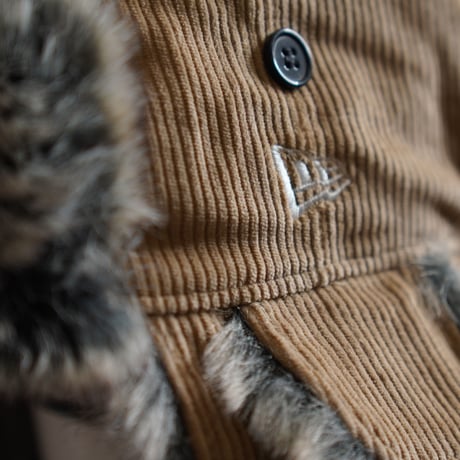 NEW ERA・ニューエラ　トラッパー コーデュロイ　The Trapper CORDUROY  NEW ERA ロゴ ベージュ（Lサイズ）