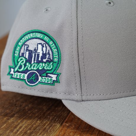 NEW ERA・ニューエラ　LP 59FIFTY MLB Color Variation アトランタ・ブレーブス グレー