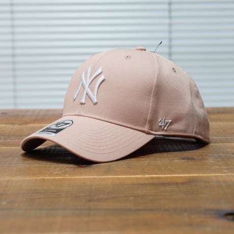 ニューヨーク・ヤンキース '47 [フォーティーセブン]   Yankees Raised Basic '47 MVP Dusty Mauve