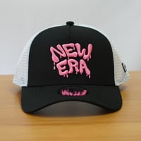 NEW ERA・ニューエラ 9FORTY A-Frame トラッカー Wall Art ブラック/オプティックホワイト