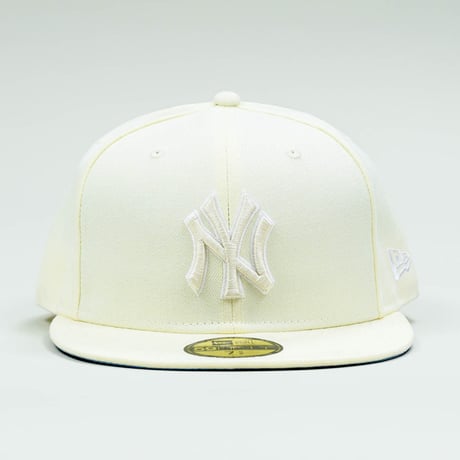 NEW ERA・ニューエラ　  59FIFTY White Collection ニューヨーク・ヤンキース ホワイト × ホワイト ライトブルーアンダーバイザー