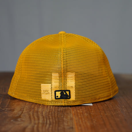 NEW ERA・ニューエラ　59FIFTY トラッカー Beautiful Beach ピッツバーグ・パイレーツ Aゴールド