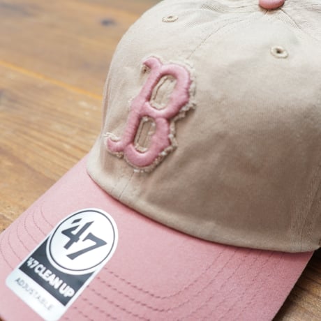 ボストン・レッドソックス　Canyon Caravan '47 CLEAN UP　[フォーティーセブン]  Khaki × Sedona Pink/カーキ系　ヴィンテージ加工