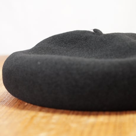 HUNTISM ハンティズム Beret / Black ウール素材ベレー帽 htm233014 ブラック