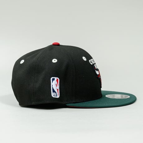 NEW ERA・ニューエラ　 LP 9FIFTY NBA Color Custom シカゴ・ブルズ ブラック ダークグリーンバイザー