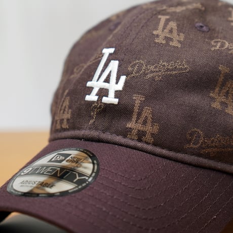 NEW ERA・ニューエラ 9TWENTY MLB Jacquard ロサンゼルス・ドジャース ブラウン