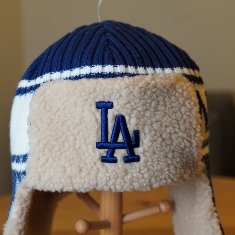 NEWERA・ニューエラ ニット トラッパー MLB Knit Trapper ロサンゼルス