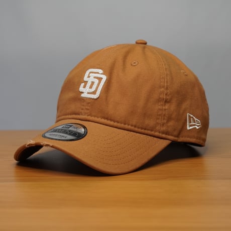 NEW ERA・ニューエラ 9TWENTY サンディエゴ・パドレス クーパーズタウン Damaged Duck Canvas ライトブロンズ