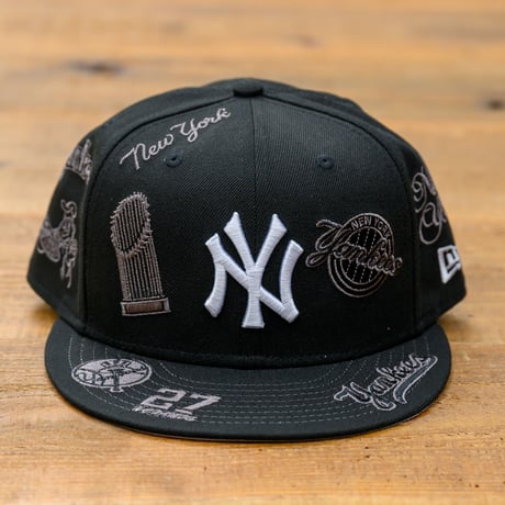 NEWERA・ニューエラ　 59FIFTY New York Yankees Allover ニューヨーク・ヤンキース（ブラック）