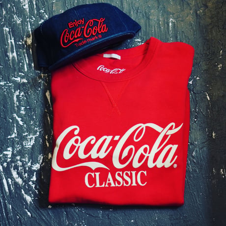 Coca-Cola classic　フロントロゴスウェット　【GU】 （USED） ・Mサイズ