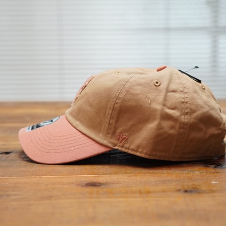 ボストン・レッドソックス　Canyon Caravan '47 CLEAN UP　[フォーティーセブン]  Khaki × Sedona Pink/カーキ系　ヴィンテージ加工