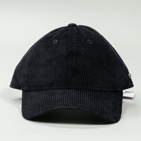 NEW ERA・ニューエラ　9TWENTY Corduroy コーデュロイ Metal Flag（ブラック）