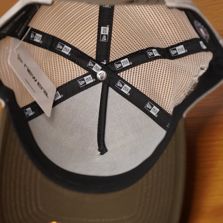 NEW ERA・ニューエラ 9FORTY A-Frame トラッカー MLB Side Patch サンディエゴ・パドレス ストーン/モス