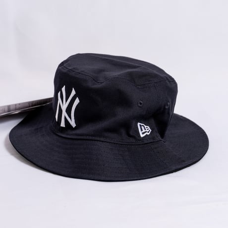 NEW ERA・ニューエラ　バケット01 MLB Reversible Hat リバーシブル ニューヨーク・ヤンキース（ネイビー/ブラック）（S/Mサイズ）