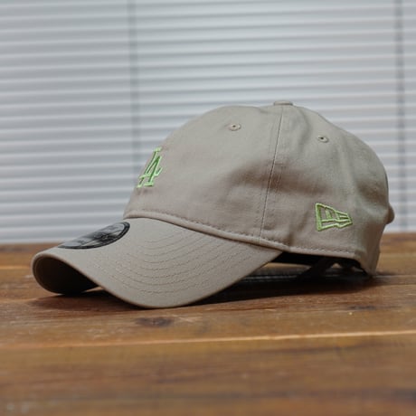 NEWERA・ニューエラ　9TWENTY Nuance Color ロサンゼルス・ドジャース ペブル