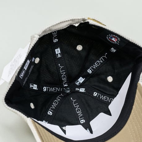 NEW ERA・ニューエラ　9TWENTY MLB Corduroy コーデュロイ ニューヨーク・ヤンキース（ライトベージュ）