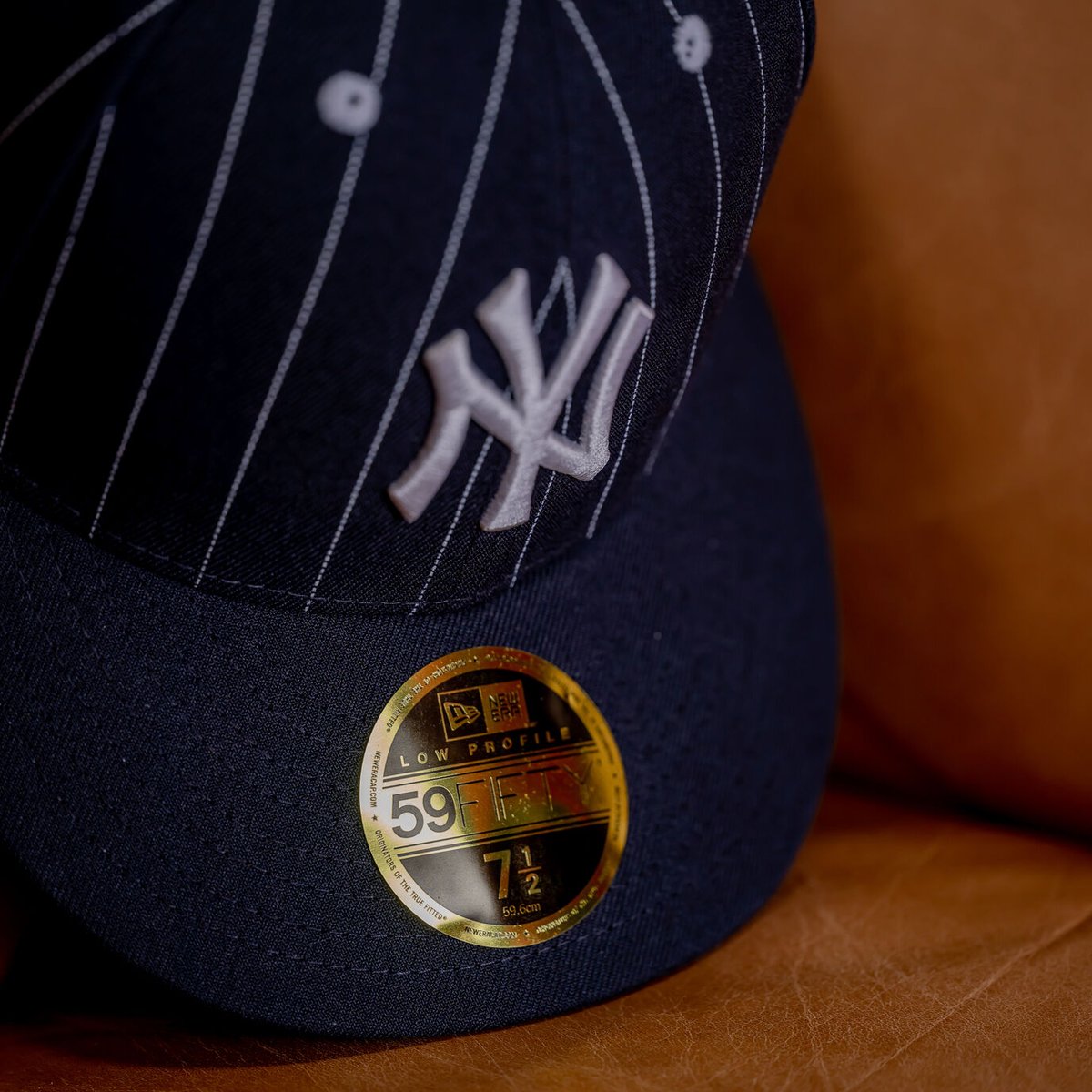 newera 59fifty pinstripe cap ニューエラ　ヤンキース 59FIFTY Pinstripe ニューヨーク・ヤンキース クローム