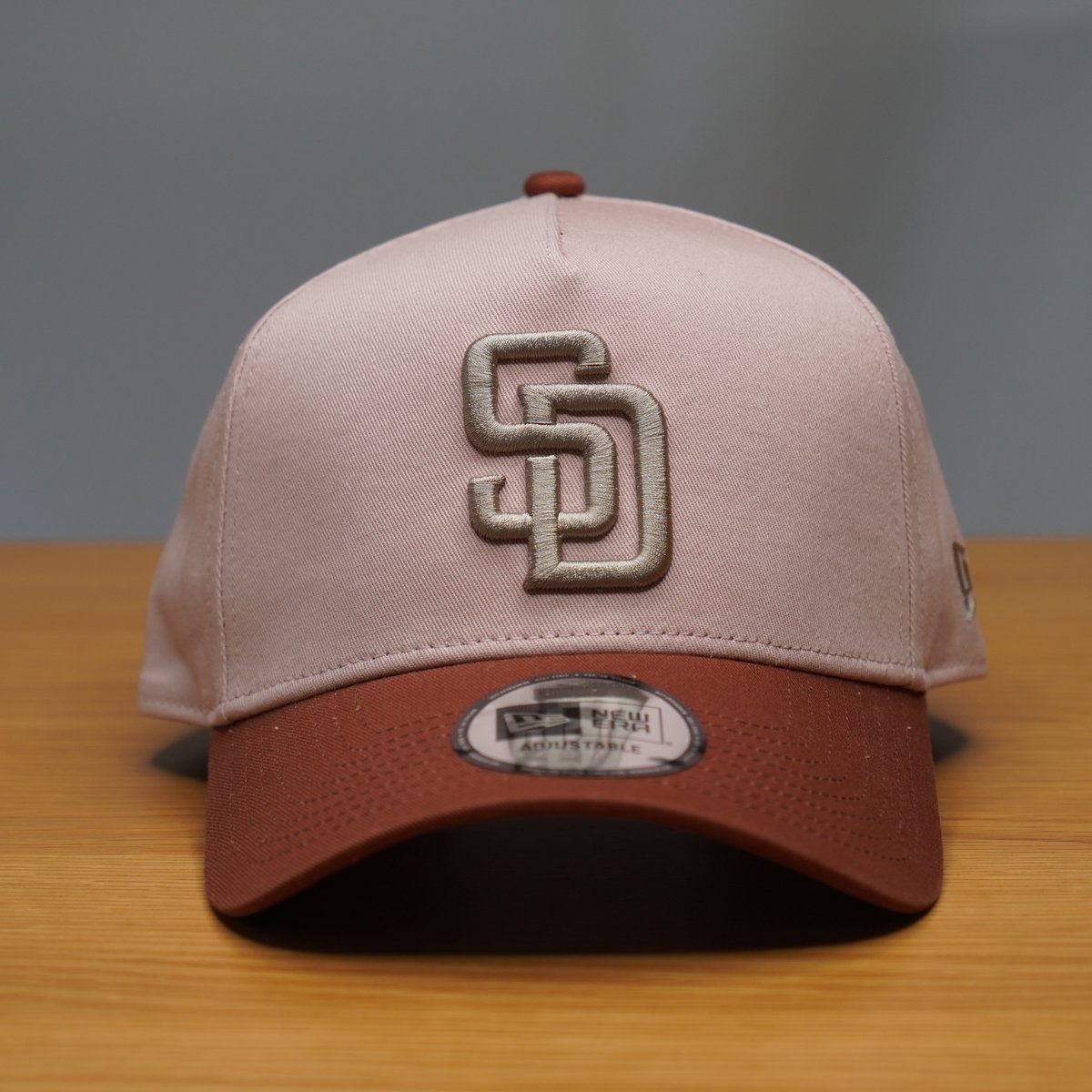 NEW ERA・ニューエラ 9FORTY A-Frame Mocha Mousse サンディエ