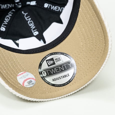 NEW ERA・ニューエラ　9TWENTY MLB Corduroy コーデュロイ ニューヨーク・ヤンキース（ライトベージュ）