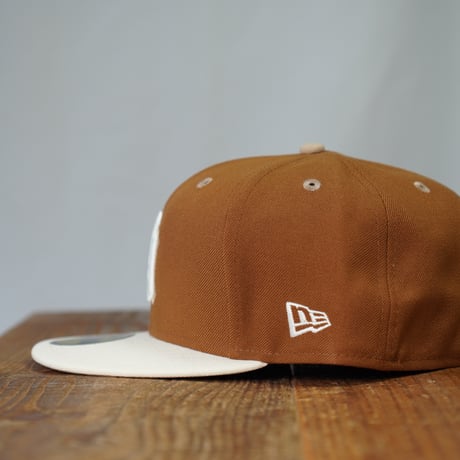NEW ERA・ニューエラ　59FIFTY Pancakes ニューヨーク・ヤンキース トーステッドピーナッツ ワインコークバイザー