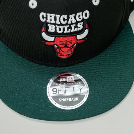 NEW ERA・ニューエラ　 LP 9FIFTY NBA Color Custom シカゴ・ブルズ ブラック ダークグリーンバイザー