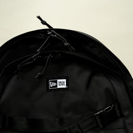 NEW ERA・ニューエラ　 キャリアパック　35L　（ブラック）
