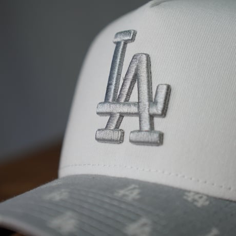 NEW ERA・ニューエラ　9FORTY A-Frame トラッカー MLB Jacquard ロサンゼルス・ドジャース グレー/ホワイト