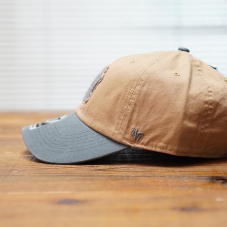 ニューヨーク・ヤンキース　Canyon Caravan '47 CLEAN UP　[フォーティーセブン]  Khaki × Basalt/カーキ系　ヴィンテージ加工
