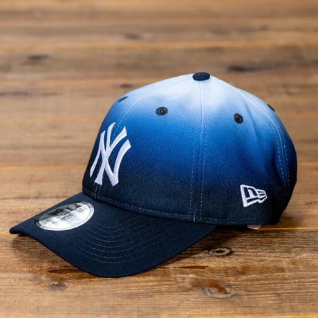 NEW ERA・ニューエラ　9TWENTY MLB Gradation ニューヨーク・ヤンキース ネイビーグラデーション