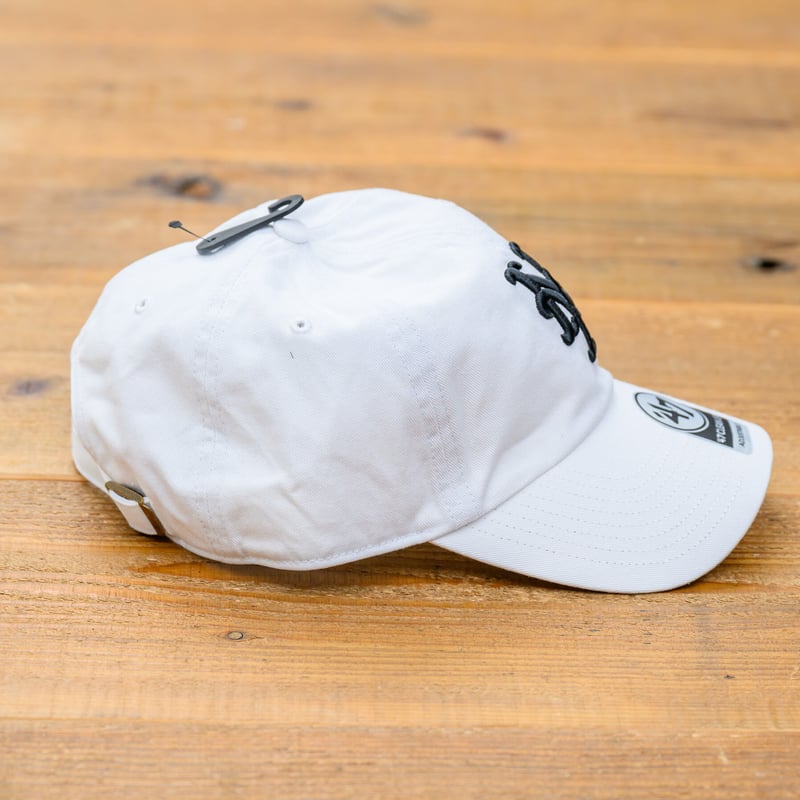 帽子 ANTIMID STUDS CAP - White アンチミッド キャップ ANTIMID STUDS CAP | ANTIMID