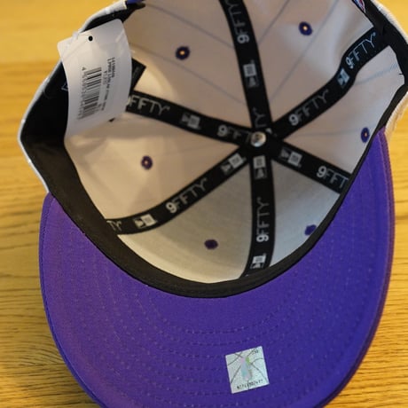 NEWERA・ニューエラ　LP 9FIFTY NBA 2-Tone ロサンゼルス・レイカーズ ストーン トゥルーパープルバイザー