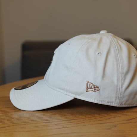 NEW ERA・ニューエラ　9THIRTY NBA MINI LOGO ロサンゼルス・レイカーズ アイボリー 14109769