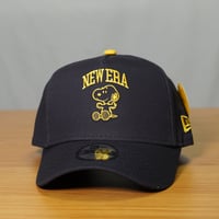 NEWERA・ニューエラ キッズ Youth 9FOURTY A-Frame PEANUTS ピーナッツ College Logo ネイビー 14682451