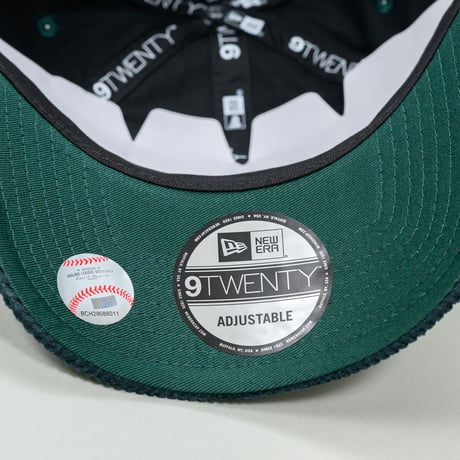 NEW ERA・ニューエラ　 9TWENTY MLB Corduroy コーデュロイ ボストン・レッドソックス（ダークグリーン）
