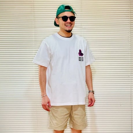 DE SINGSMAN　23ver LATE80s "B" 偉人シリーズ　Tee（ホワイト）